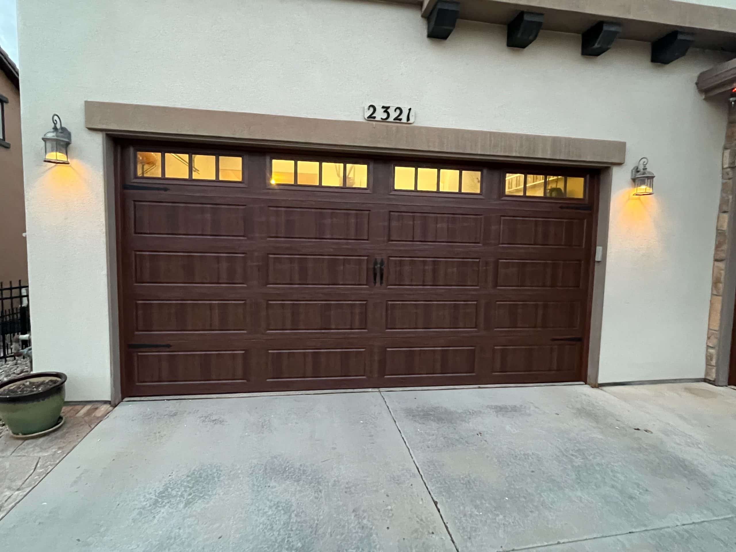 An Amarr Hillcrest 3000 garage door in Lakewood, CO